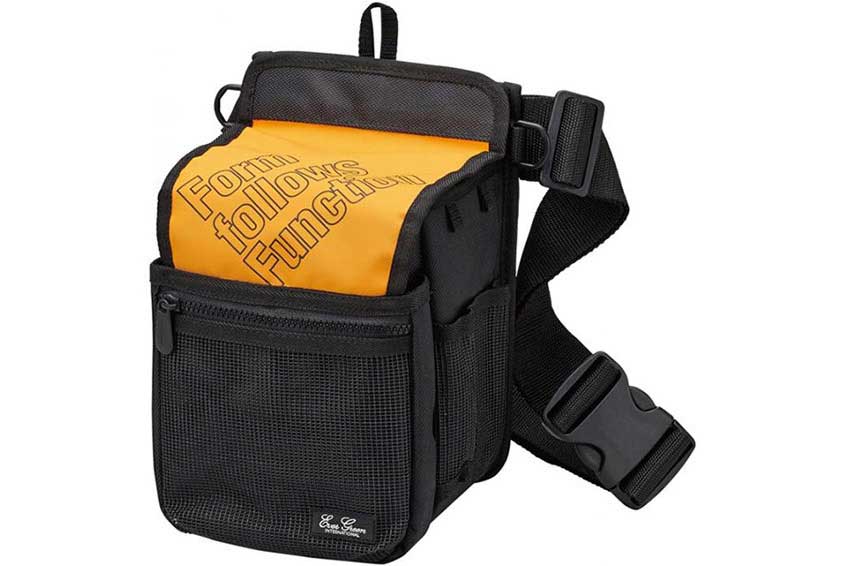 E.G. LIGHT GAME POUCH